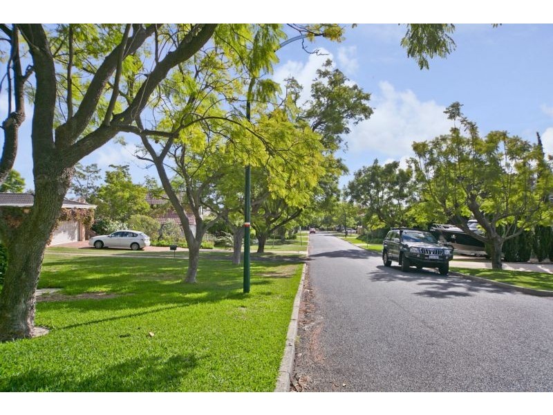 25 View Road, Mount Pleasant WA 6153