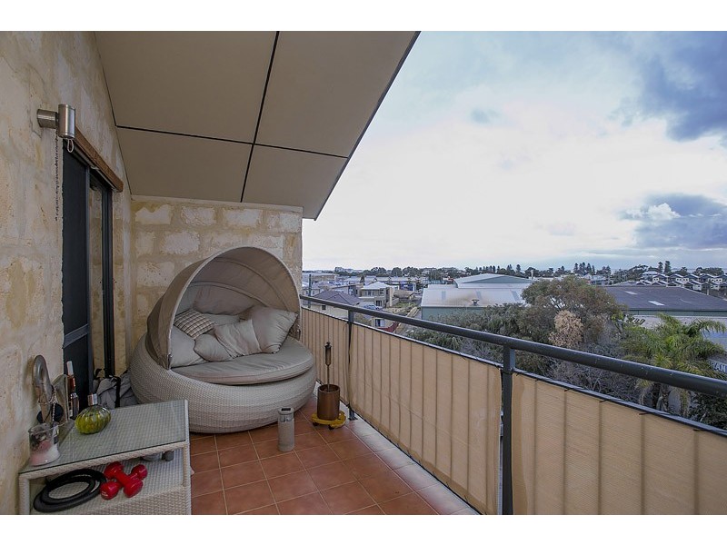 11/18 Strang Street, Beaconsfield WA 6162