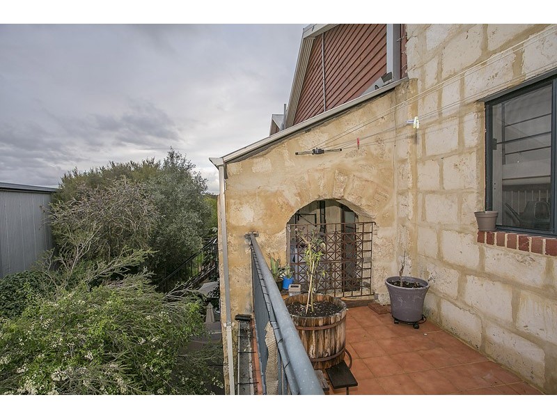 11/18 Strang Street, Beaconsfield WA 6162