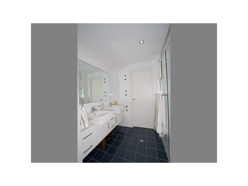 11/52 Rollinson Road, North Coogee WA 6163