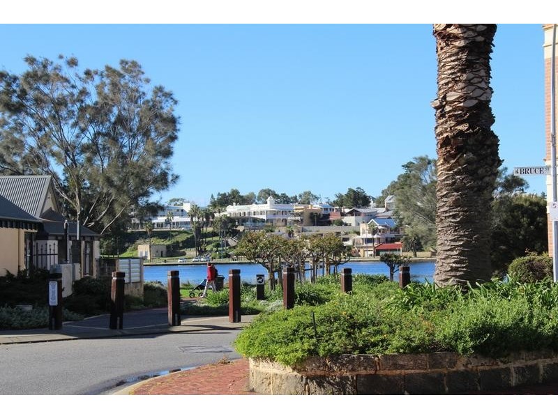 7/4 Hicks Street, North Fremantle WA 6159