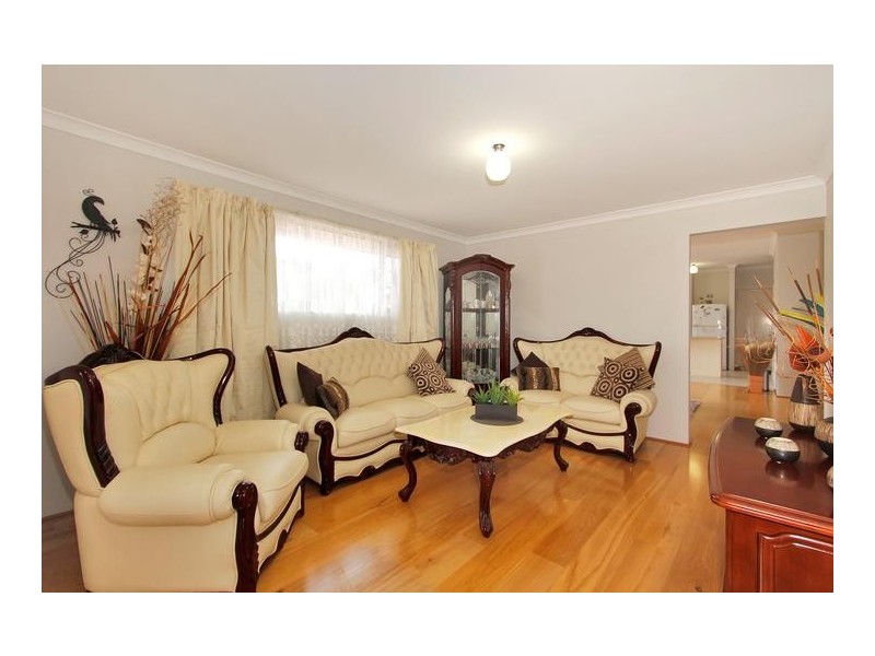 2 Cowan Street, Alfred Cove WA 6154