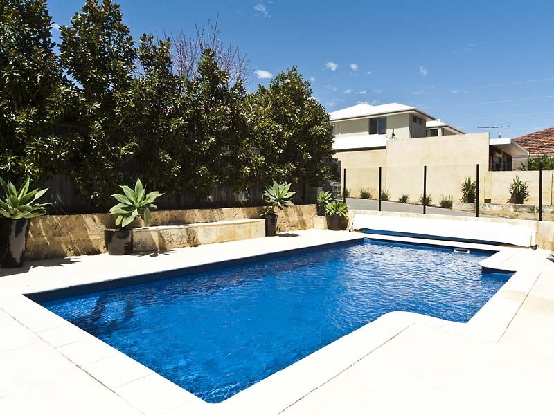 2/33A Montreal Street, Fremantle WA 6160