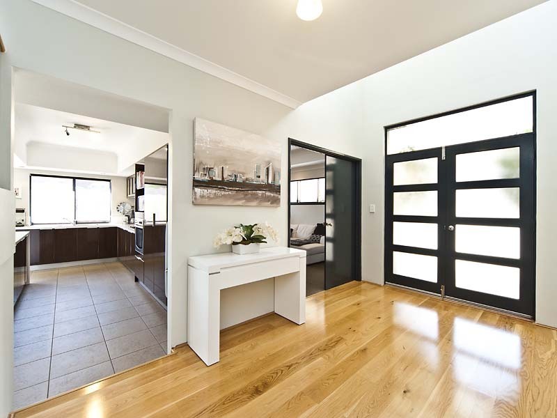 2/33A Montreal Street, Fremantle WA 6160