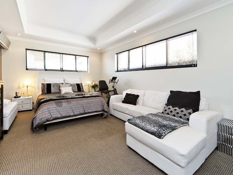 2/33A Montreal Street, Fremantle WA 6160