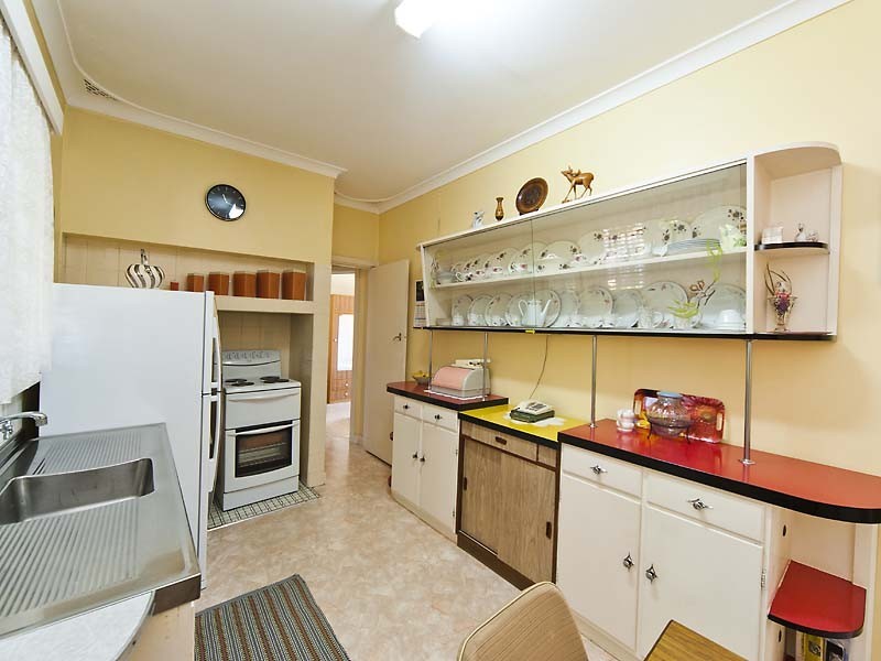 9 Victor Street, Hilton WA 6163