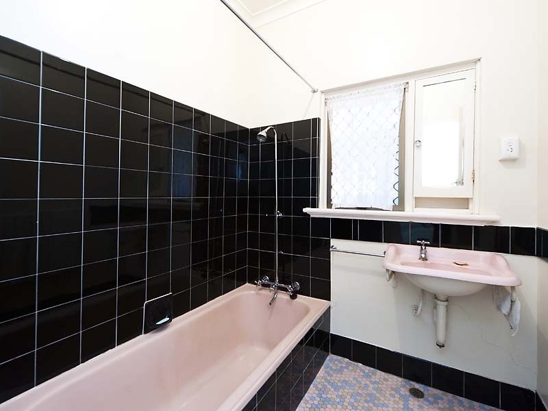 9 Victor Street, Hilton WA 6163