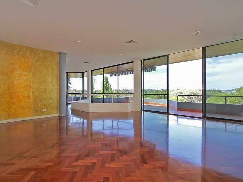 56 Burke Drive, Attadale WA 6156