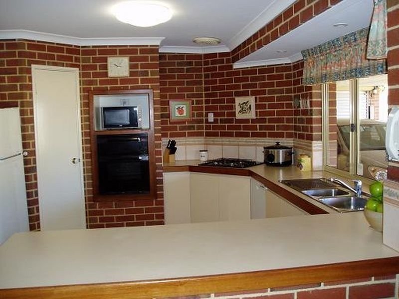 7 Moresby Close, Bibra Lake WA 6163