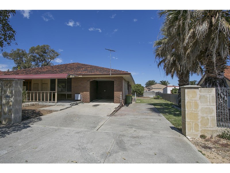 93A Barrington Street, Munster WA 6166