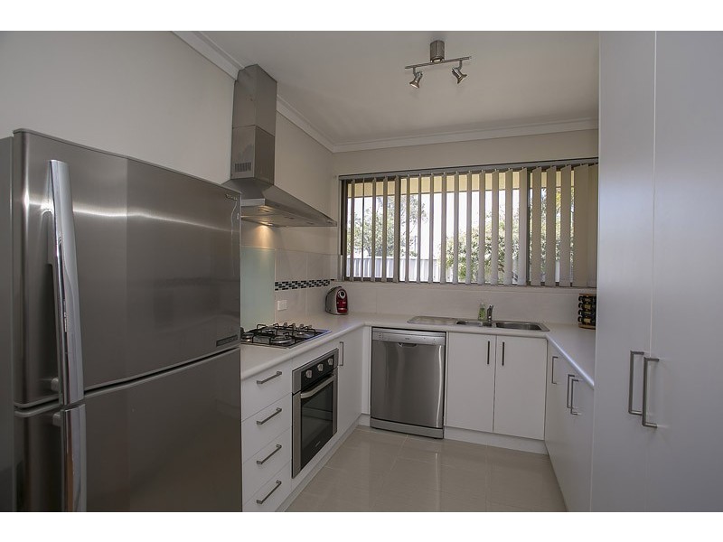 93B Barrington Street, Munster WA 6166