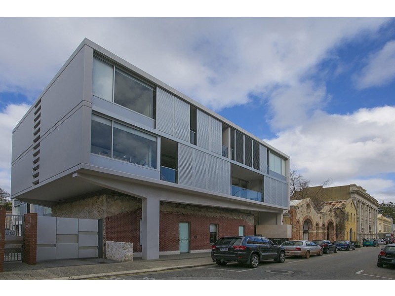 3/32 Henry Street, Fremantle WA 6160