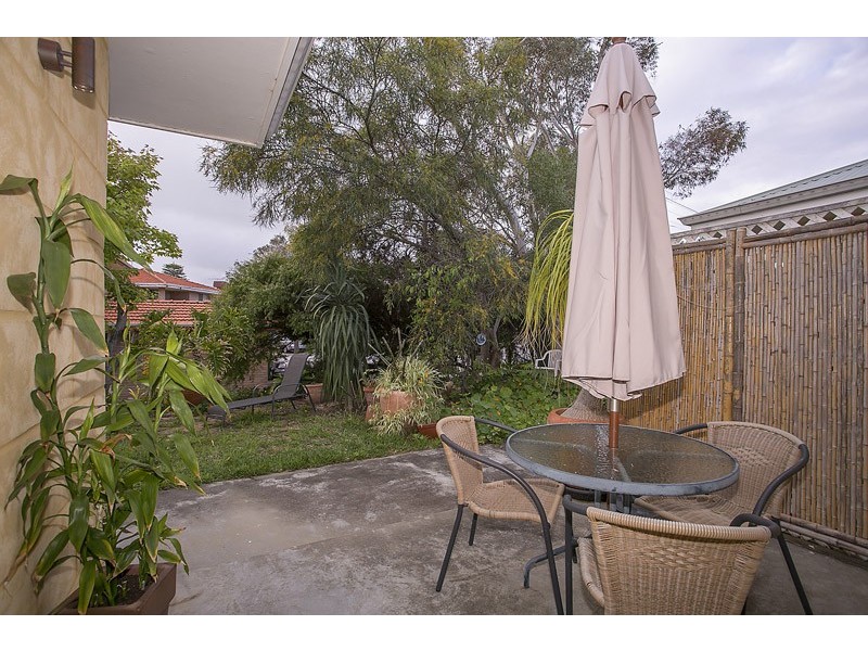 5/7 Norman St, Fremantle WA 6160