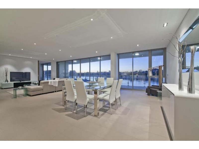 RS21 Rivershores, 2 Doepel Street, North Fremantle WA 6159