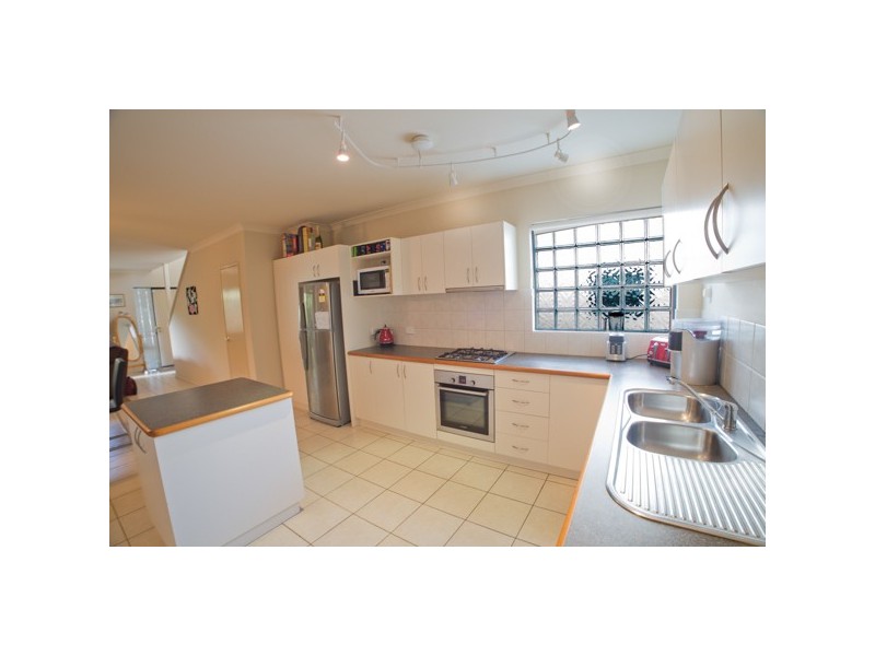 4/131 View Terrace, Bicton WA 6157