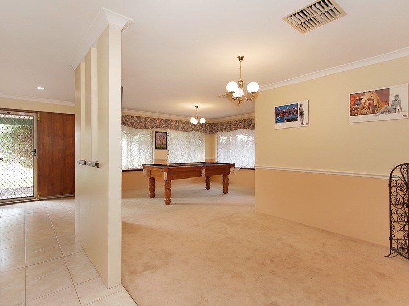 4 Aster Court, Thornlie WA 6108