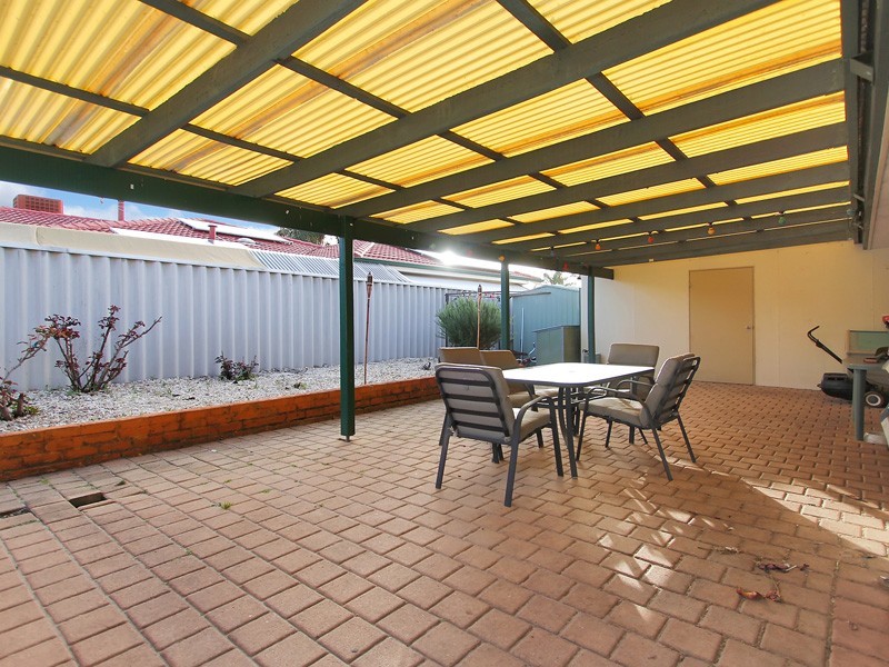 4 Aster Court, Thornlie WA 6108
