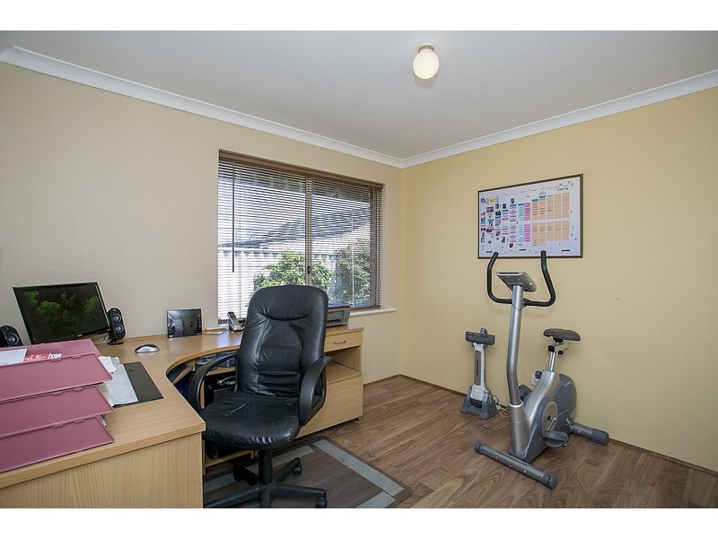 19A Kemmish Crescent, Melville WA 6156