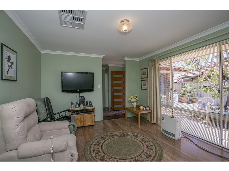 19A Kemmish Crescent, Melville WA 6156