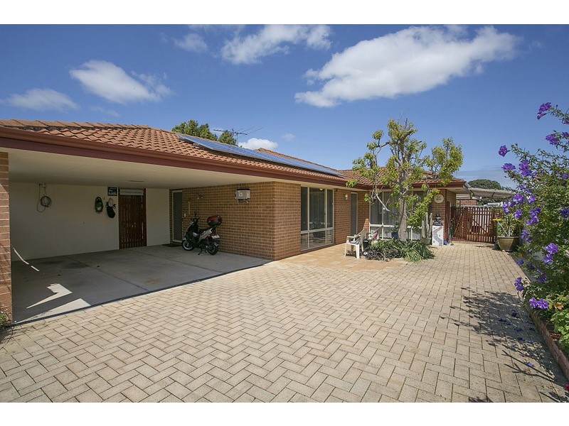 19A Kemmish Crescent, Melville WA 6156