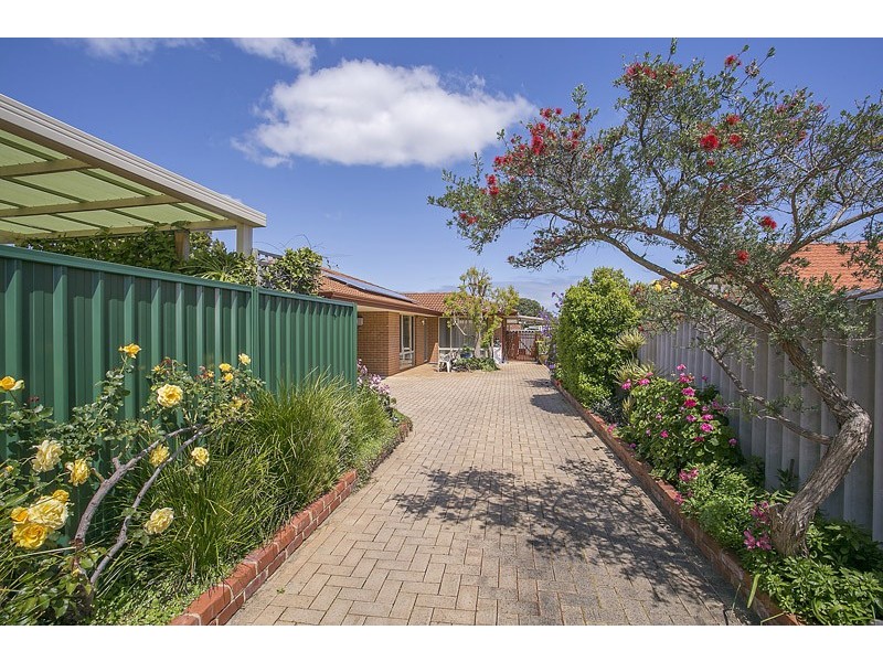 19A Kemmish Crescent, Melville WA 6156