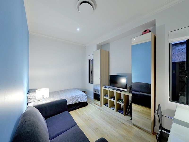 2 Central Avenue, Beaconsfield WA 6162