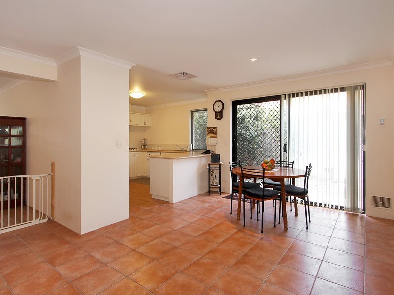 20 Aviemore Green, Canning Vale WA 6155