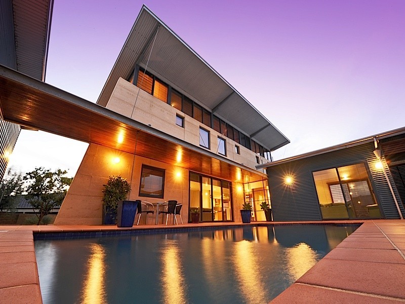 17 Castellon Crescent, Coogee WA 6166