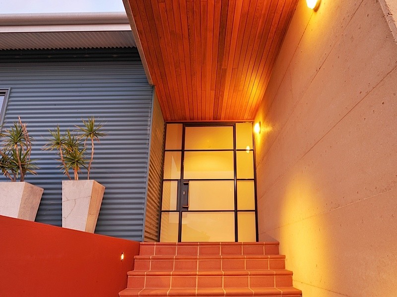 17 Castellon Crescent, Coogee WA 6166