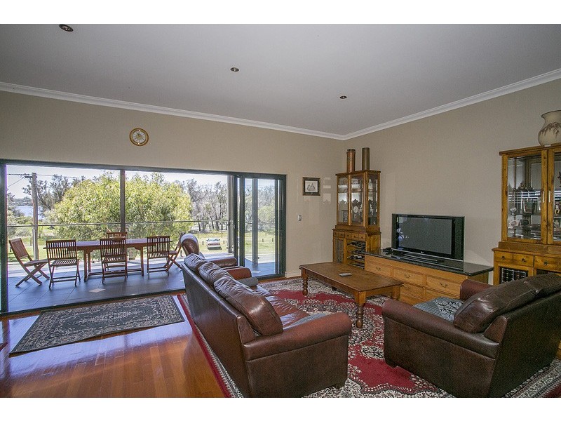 26 Burke Drive, Attadale WA 6156