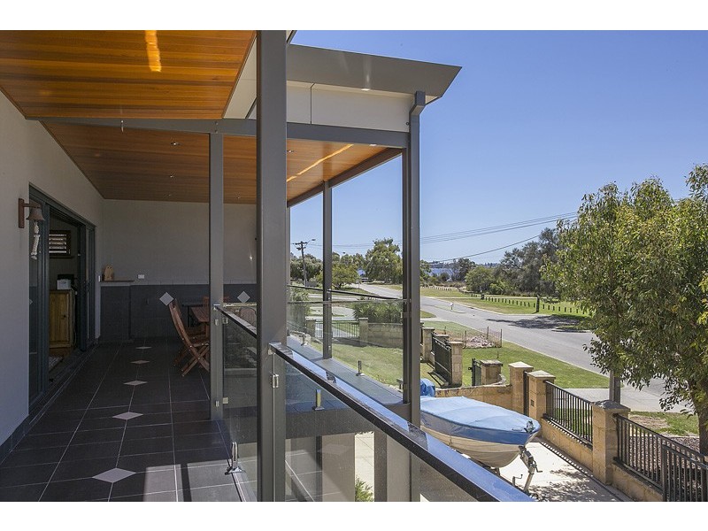 26 Burke Drive, Attadale WA 6156