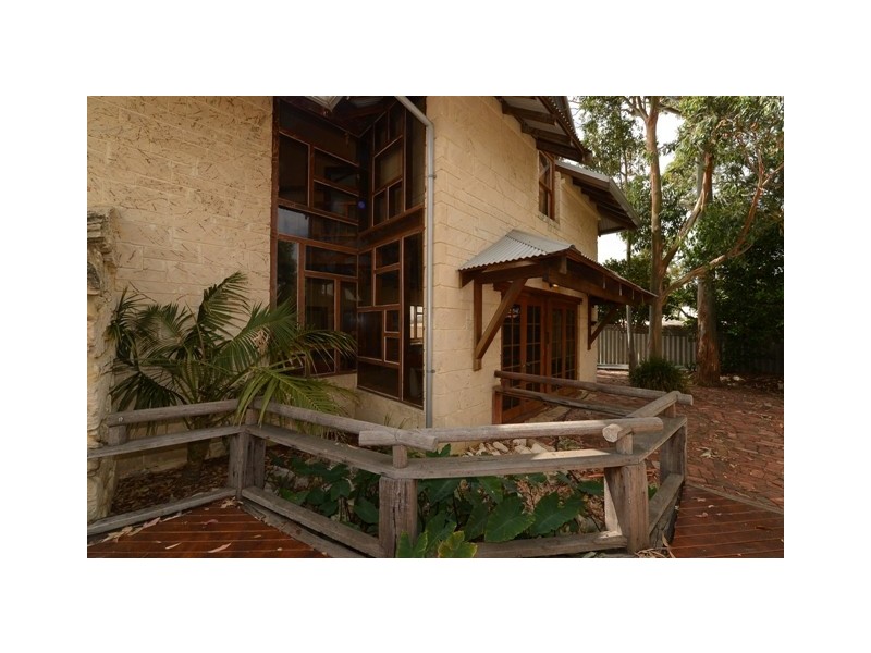 27A Holland Street, Fremantle WA 6160