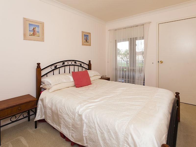30 Farrington Road, Leeming WA 6149