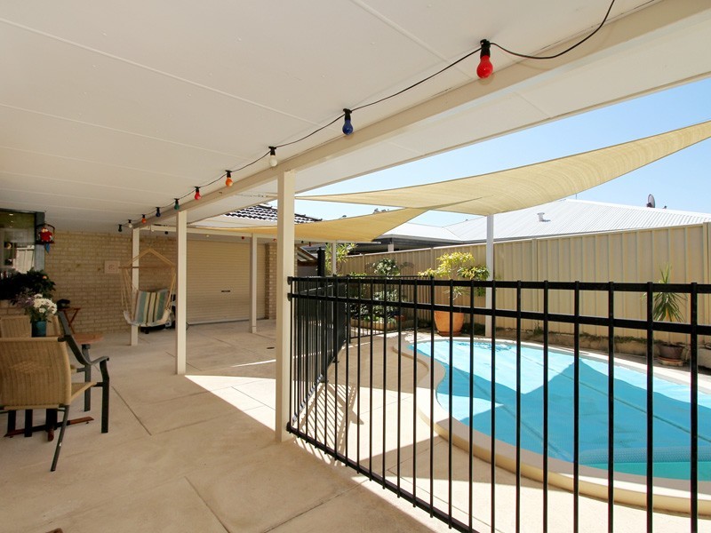 24 Riversdale Pass, Jandakot WA 6164
