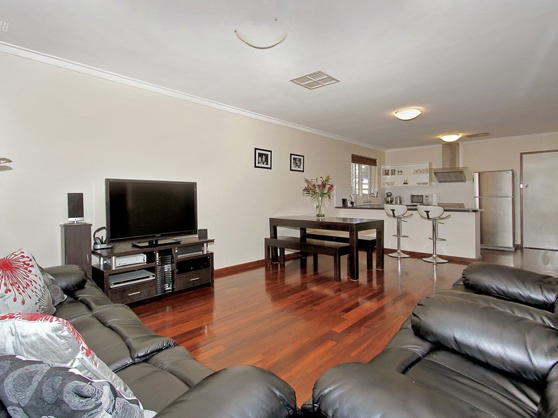 16a Ralston Road, Kardinya WA 6163