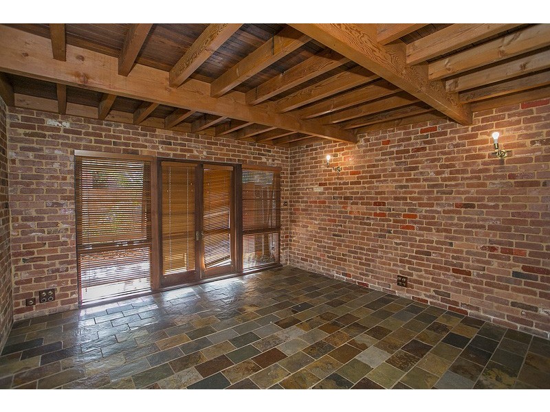 66 Thompson Road, North Fremantle WA 6159