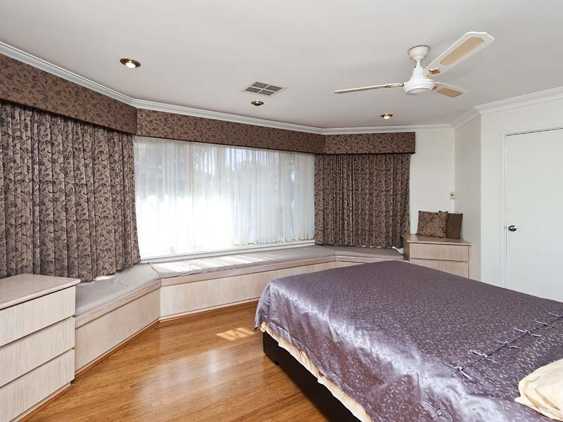 113 Casserly Road, Leeming WA 6149