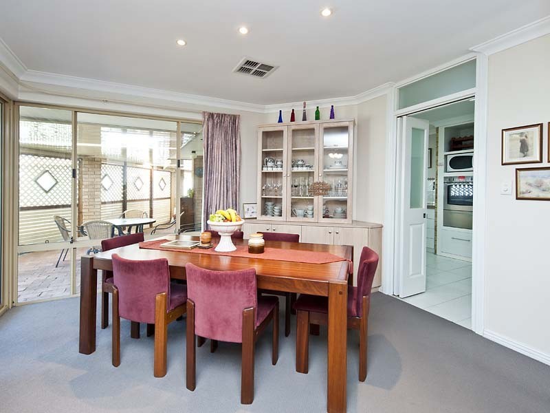 113 Casserly Road, Leeming WA 6149