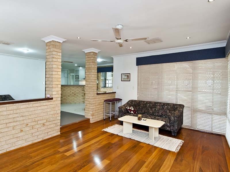 113 Casserly Road, Leeming WA 6149