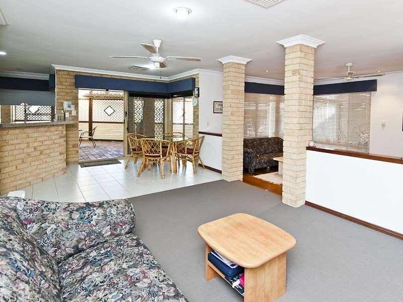 113 Casserly Road, Leeming WA 6149