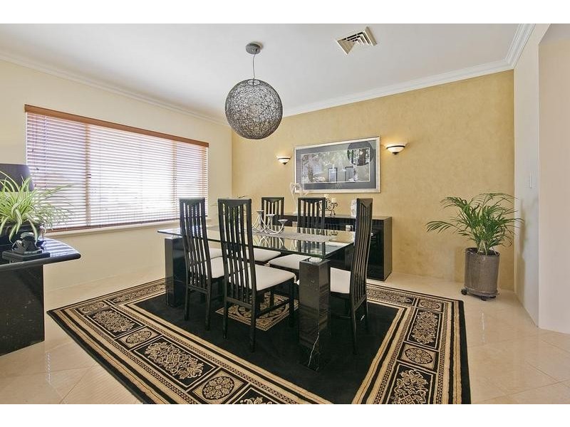 7 Lena Pass, Mindarie WA 6030