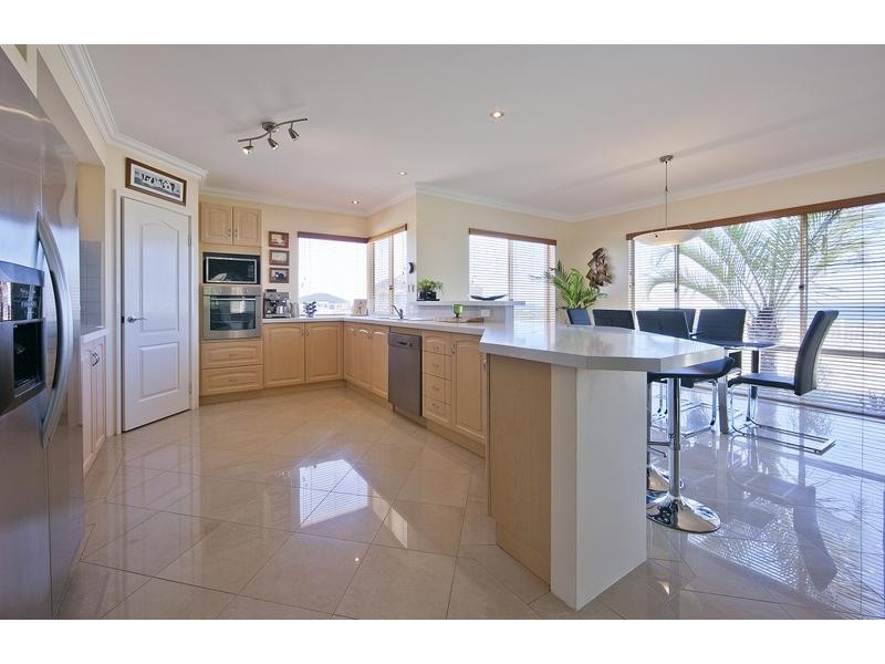 7 Lena Pass, Mindarie WA 6030