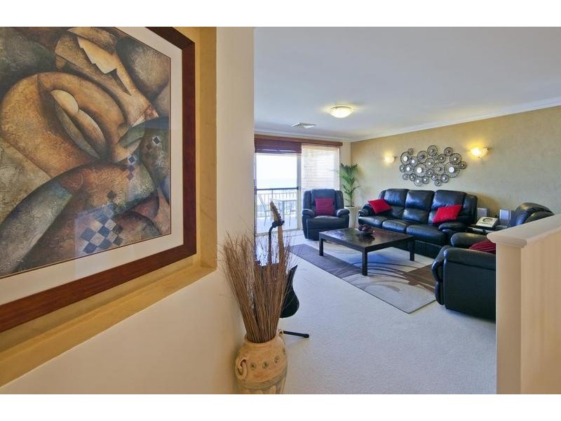 7 Lena Pass, Mindarie WA 6030