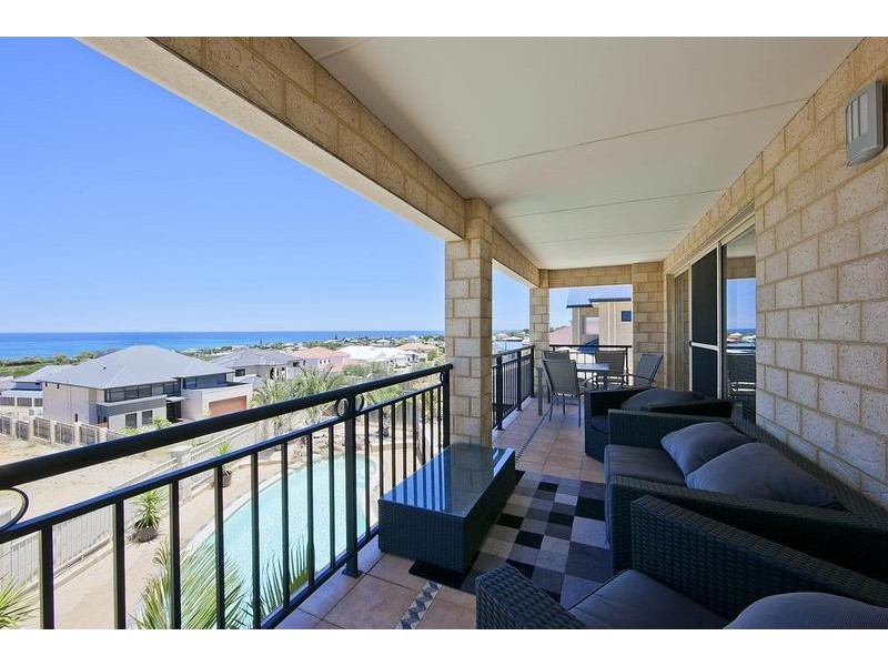 7 Lena Pass, Mindarie WA 6030