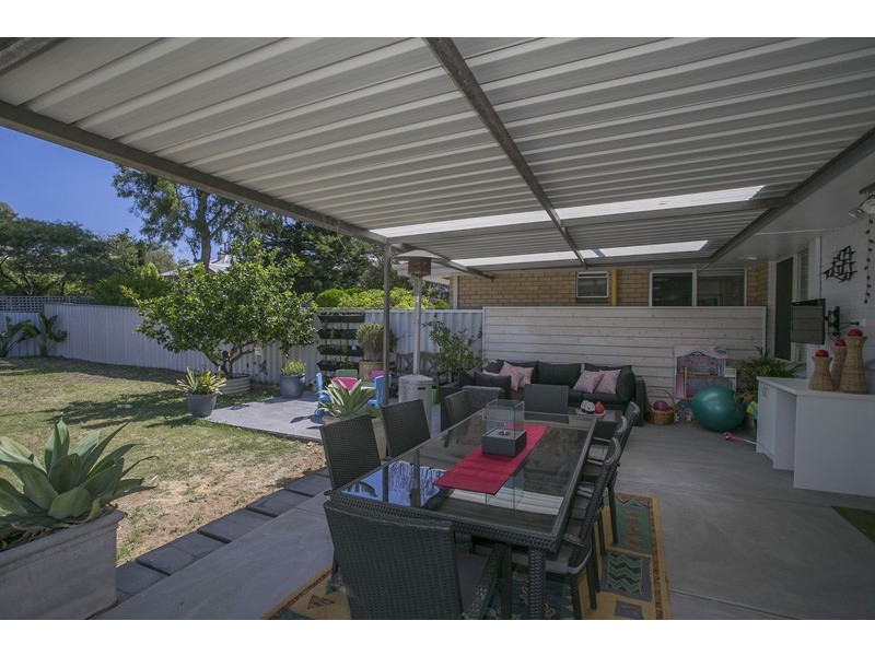 11B Jean St, Beaconsfield WA 6162