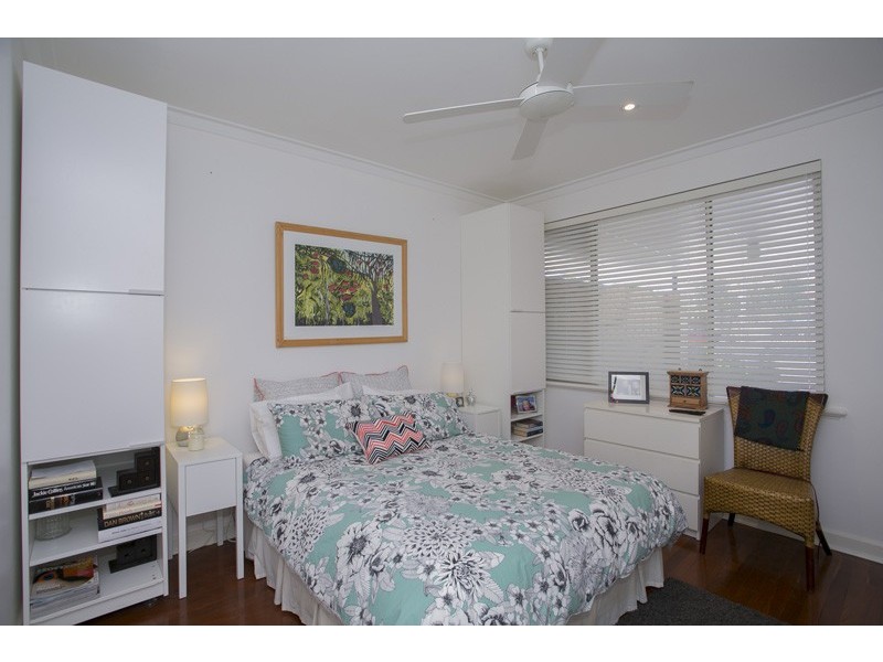 11B Jean St, Beaconsfield WA 6162