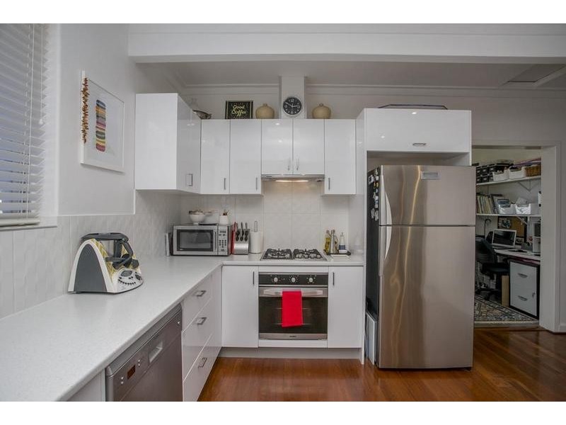 11A Jean Street, Hamilton Hill WA 6163