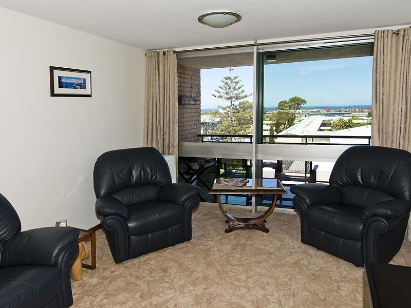 25/1 Forrest Street, Fremantle WA 6160