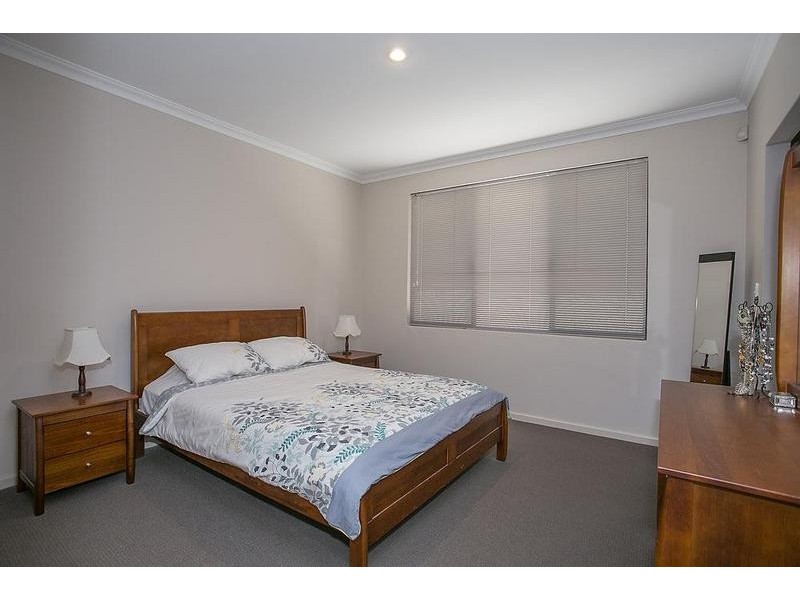 2/18 Separovich Way, Spearwood WA 6163