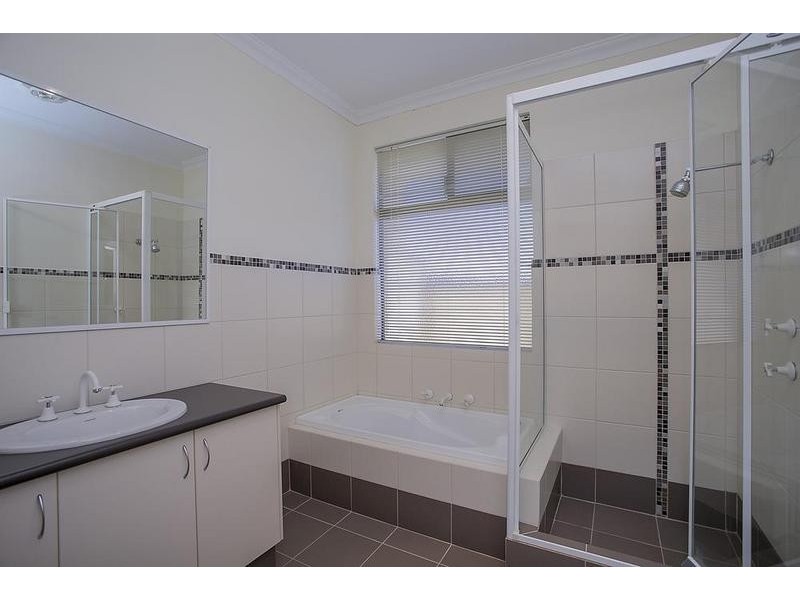 2/18 Separovich Way, Spearwood WA 6163